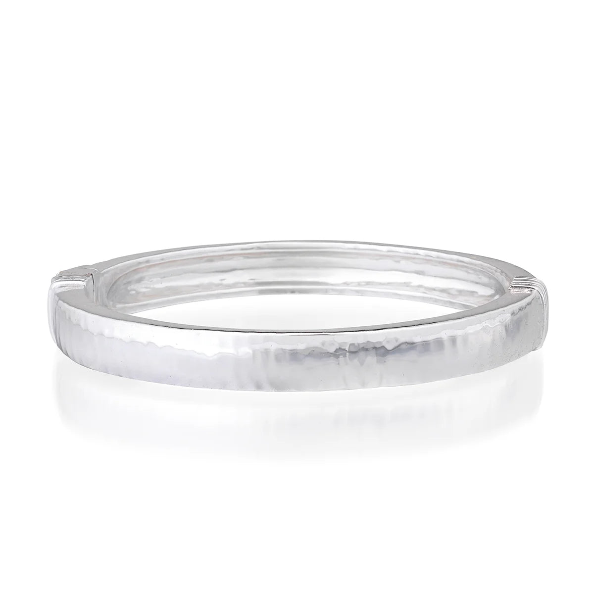 Cleopatra Oval Hinged Bangle M/L Silver